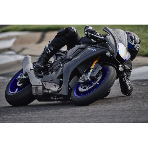 Ямаха r1m Superbike